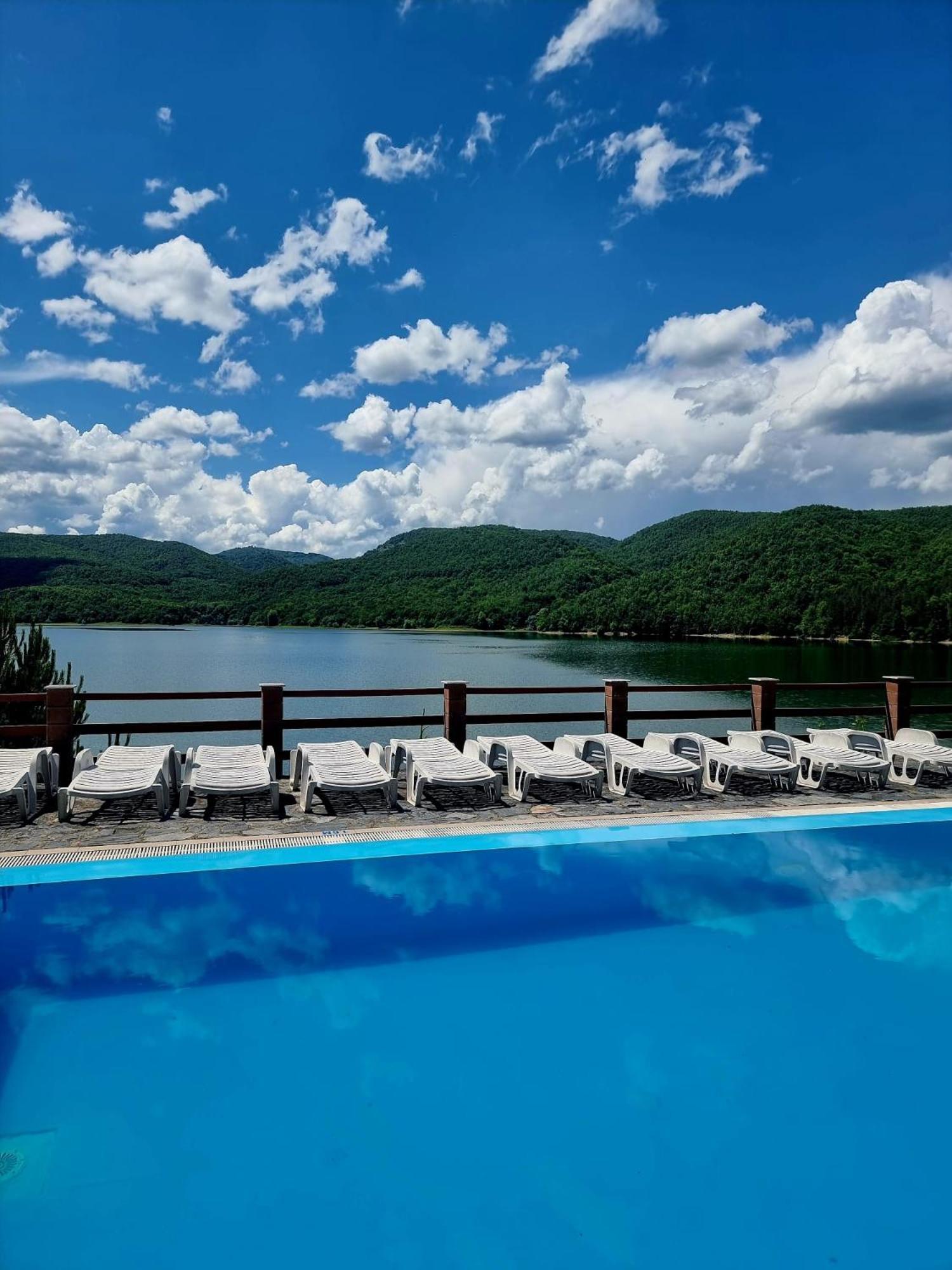 Pensiunea Belvedere Cincis Exterior foto